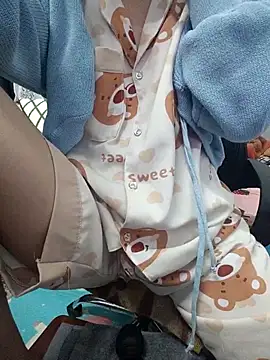 Haralushiaaa online show from 5, 2, 2026