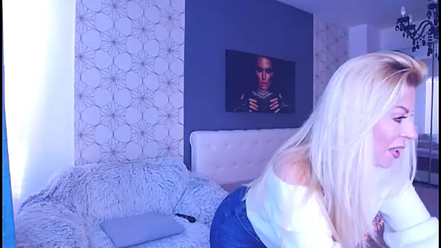 Snapshot of MaryMatiss chatting on 3, 2, 2026 MaryMatiss online show from 3, 2, 2026