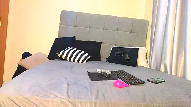 Sexxy mariana online show from 11, 10, 2025