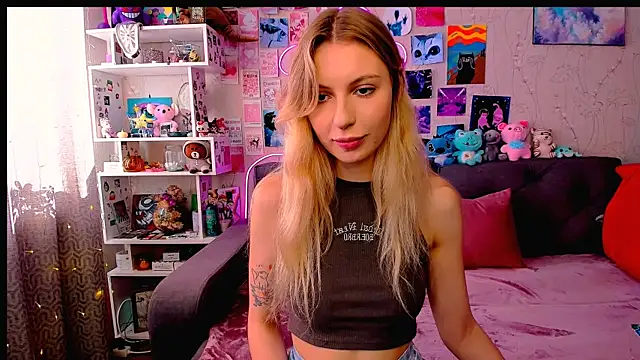 Snapshot of Maria_Hunt chatting on 26, 2, 2025 Maria Hunt online show from 26, 2, 2025