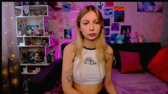 Snapshot of Maria_Hunt chatting on 22, 2, 2025 Maria Hunt online show from 22, 2, 2025