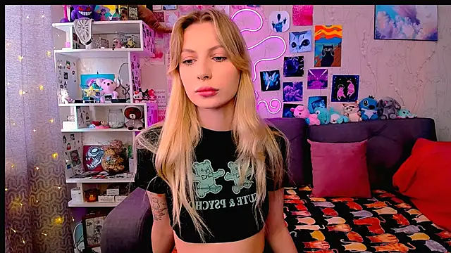 Snapshot of Maria_Hunt chatting on 21, 2, 2025 Maria Hunt online show from 21, 2, 2025