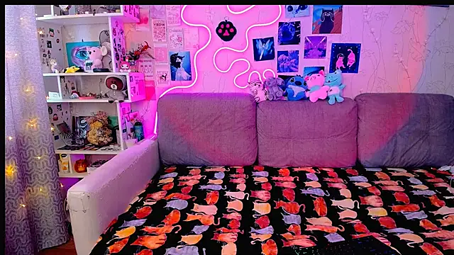 Snapshot of Maria_Hunt chatting on 1, 2, 2025 Maria Hunt online show from 1, 2, 2025