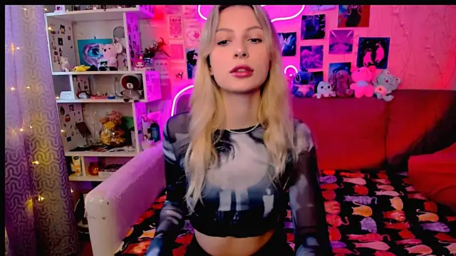 Snapshot of Maria_Hunt chatting on 18, 1, 2025 Maria Hunt online show from 18, 1, 2025