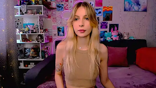 Snapshot of Maria_Hunt chatting on 13, 3, 2025 Maria Hunt online show from 13, 3, 2025