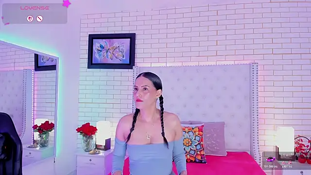 Snapshot of Coco_Balenciaga_ chatting on 8, 7, 2026 Coco Balenciaga online show from 8, 7, 2026