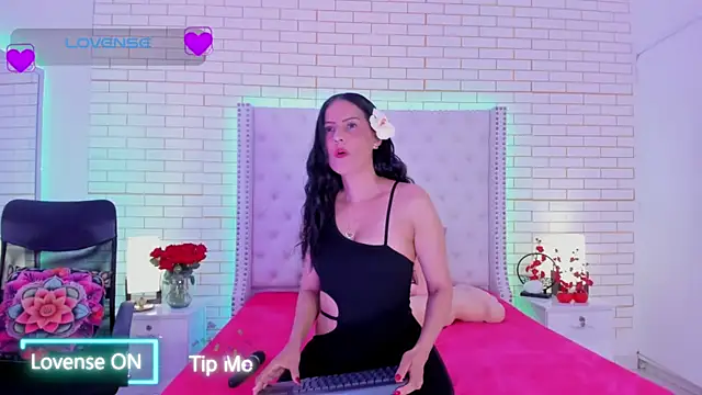 Snapshot of Coco_Balenciaga_ chatting on 26, 6, 2026 Coco Balenciaga online show from 26, 6, 2026