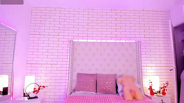 Coco Balenciaga  online show from 6, 4, 2026