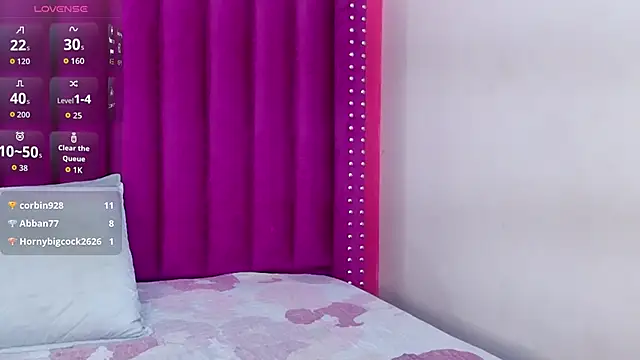 littleebluee online show from 8, 10, 2025