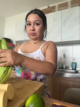 Pretty Isadora online show from 18, 3, 2026