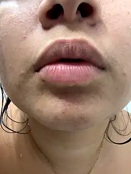 Pretty Isadora online show from 5, 12, 2025