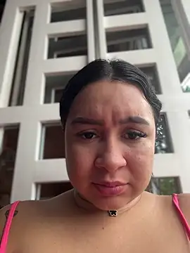 Pretty Isadora online show from 30, 3, 2026