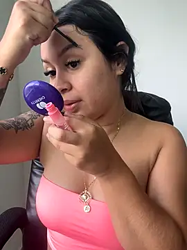 Pretty Isadora online show from 8, 1, 2026