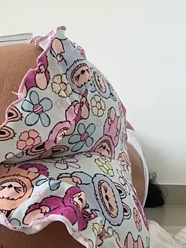 Pretty Isadora online show from 28, 2, 2026