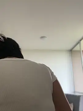 Pretty Isadora online show from 14, 2, 2026