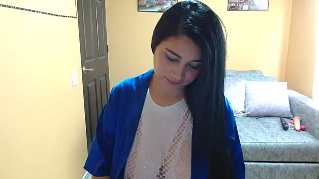 Kerly Lopez online show from 8, 2, 2025