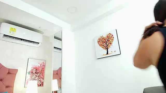 ThyaraJhons online show from 11, 2, 2026