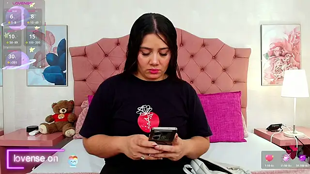 ThyaraJhons online show from 28, 11, 2025