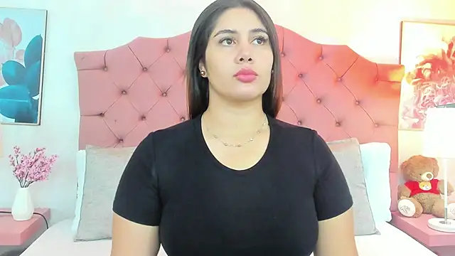 ThyaraJhons online show from 2, 4, 2026