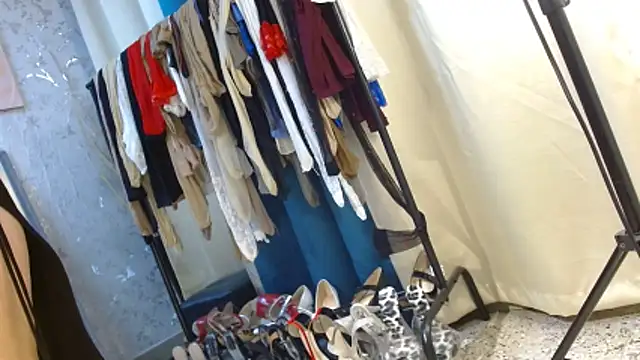 Samantabrown  online show from 27, 3, 2026