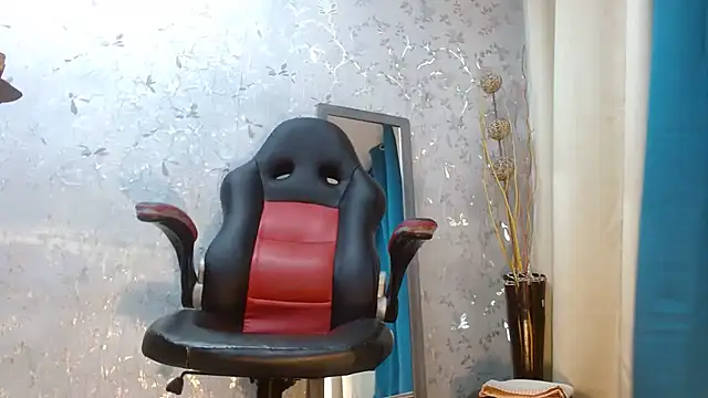 Samantabrown  online show from 20, 11, 2025