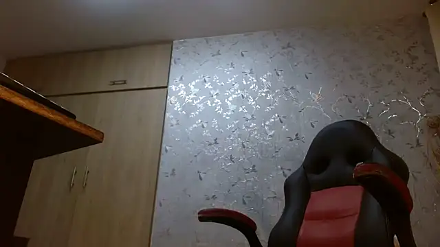 Samantabrown  online show from 19, 9, 2025