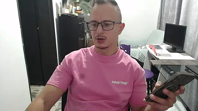 Snapshot of jacob_strokes01 chatting on 18, 7, 2026 jacob strokes01 online show from 18, 7, 2026