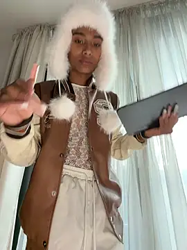 alejo cute online show from 7, 3, 2026