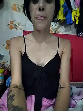 The-quee22 online show from 1, 10, 2025