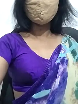 Snapshot of Triveni-Lovely chatting on 26, 5, 2026 Triveni-Lovely online show from 26, 5, 2026