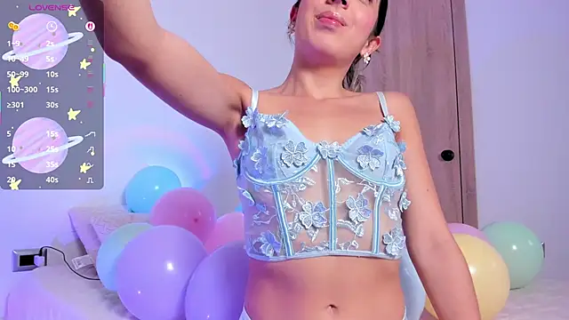 Snapshot of Lucyortiz_ chatting on 11, 10, 2025 Lucyortiz online show from 11, 10, 2025