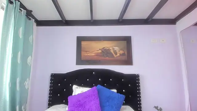 Snapshot of Alexandra_Torress chatting on 29, 10, 2025 Alexandra Torress online show from 29, 10, 2025