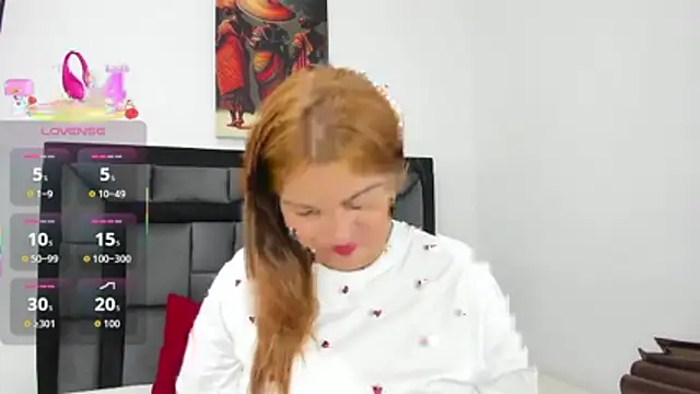 Snapshot of Alexandra_Torress chatting on 9, 11, 2025 Alexandra Torress online show from 9, 11, 2025