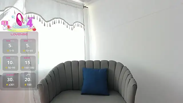 Snapshot of Alexandra_Torress chatting on 11, 11, 2025 Alexandra Torress online show from 11, 11, 2025