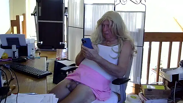 loreleia online show from 24, 11, 2025