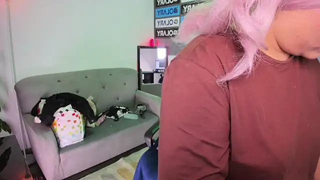 Amy hoy69 online show from 19, 9, 2025