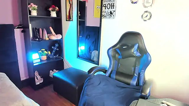 Amy hoy69 online show from 2, 10, 2025