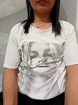 Asian girl13 online show from 4, 3, 2026