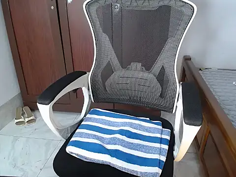 Lunobaby 204 online show from 20, 10, 2025