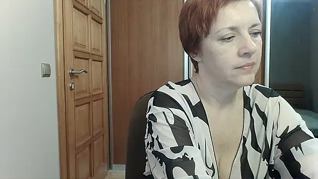 LoraLoraMay online show from 20, 3, 2026