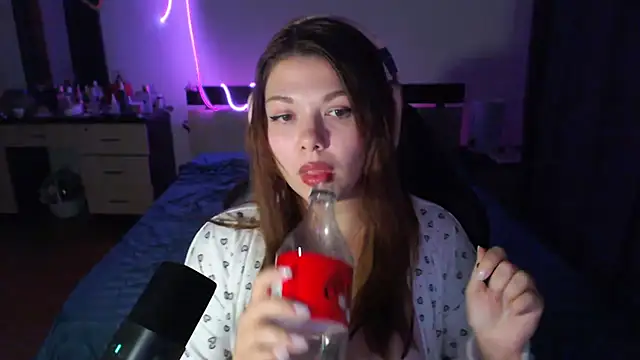 helengilmor online show from 13, 11, 2025