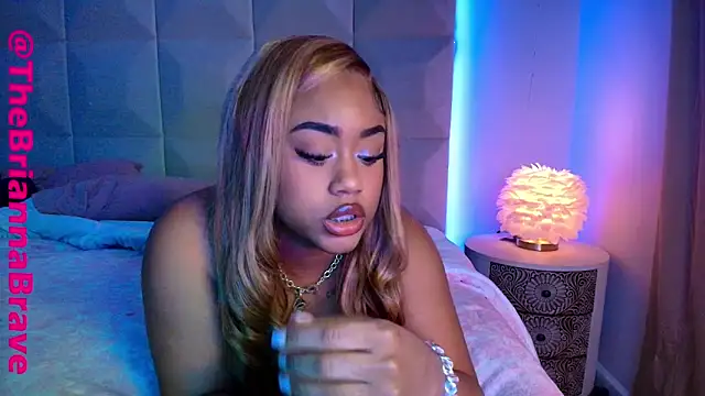 BriannaBrave online show from 16, 12, 2025