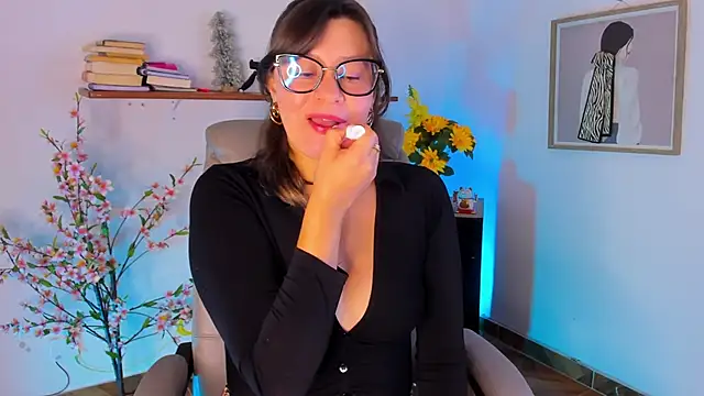 Snapshot of Chanelll_Taylorr_ chatting on 15, 6, 2026 Chanelll Taylorr online show from 15, 6, 2026