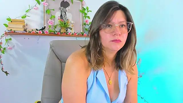 Chanelll Taylorr  online show from 20, 3, 2026