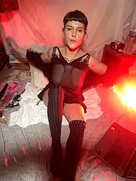 OniricFemme online show from 9, 11, 2025