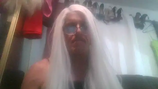 SassyCrystal77 online show from 14, 7, 2026