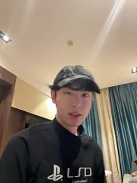 Snapshot of 1a1a1alll chatting on 18, 12, 2025 1a1a1alll online show from 18, 12, 2025