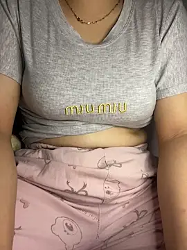 Milk Mom99 online show from 19, 12, 2025