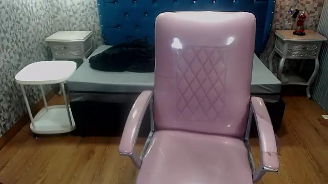 Snapshot of CurvyJulieth chatting on 15, 7, 2026 CurvyJulieth online show from 15, 7, 2026