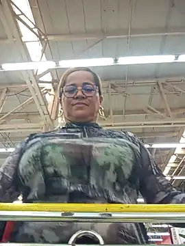 natally ross21 online show from 26, 10, 2025